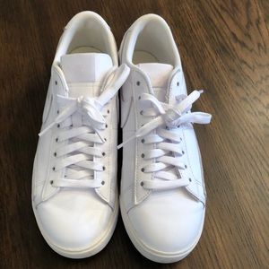 Nike Women’s Blazer Low LE